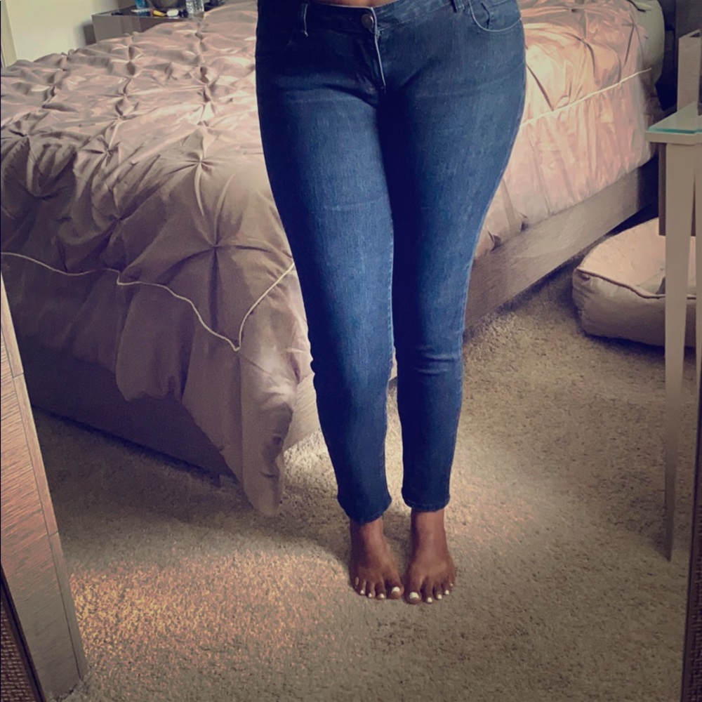 Dark Skinny Jeans